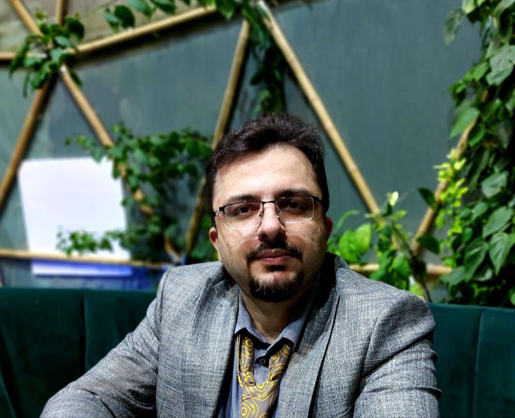 درباره مدیر مسئول موسسه